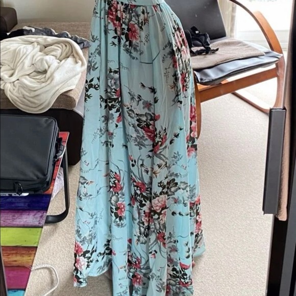 “Ayla” Floral Maxi Dress - Picture 13 of 16